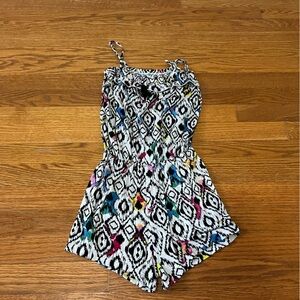 NWT Flowers By Zoe Girl’s Romper Size M